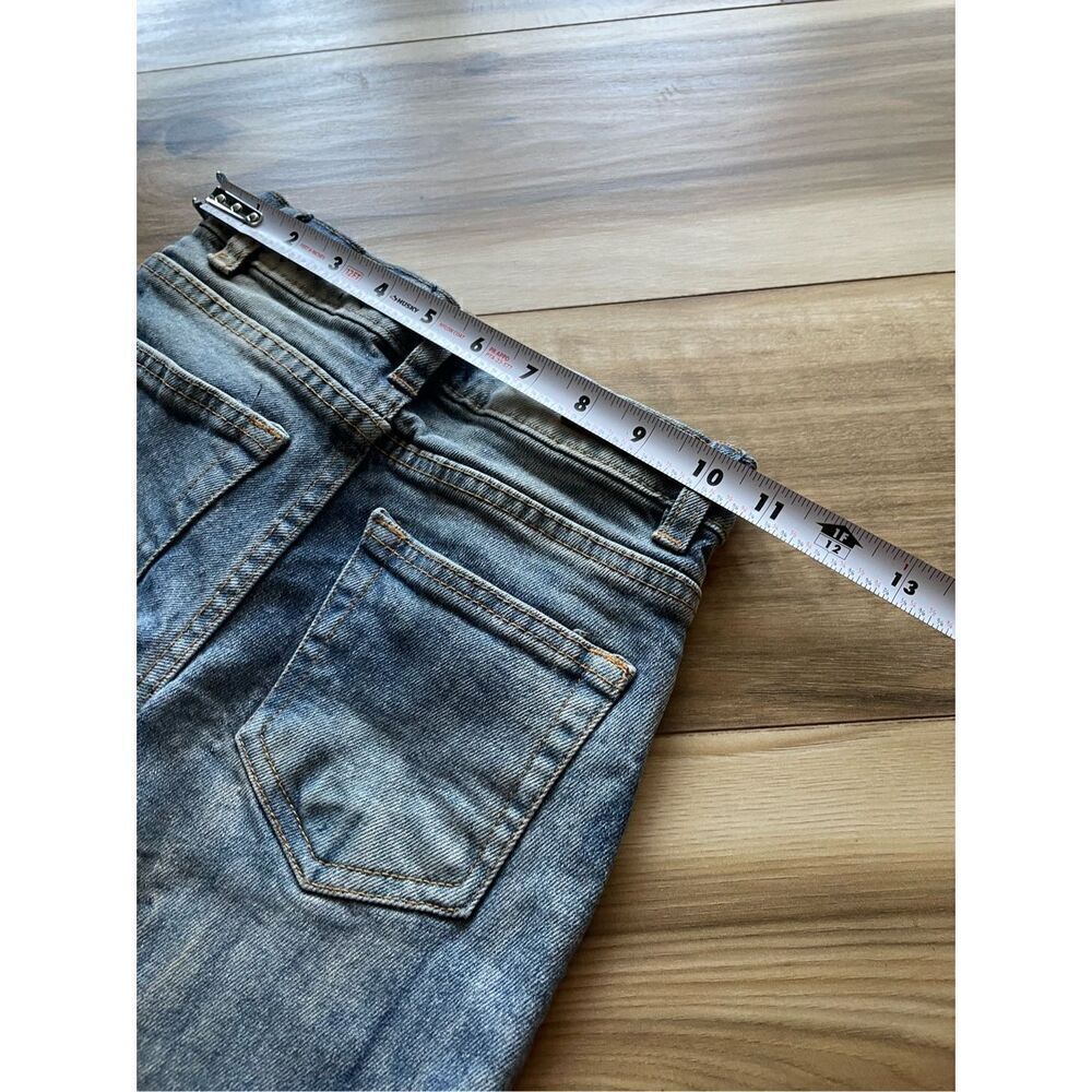 Evolution in Design  Kids Jeans - Picture 6 of 8